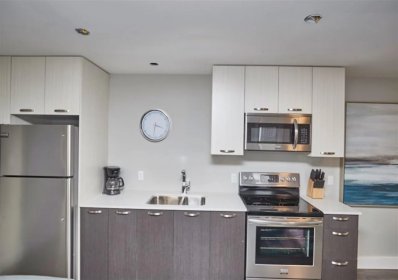 Clifton Hill Luxury Condo 4B Niagara Falls